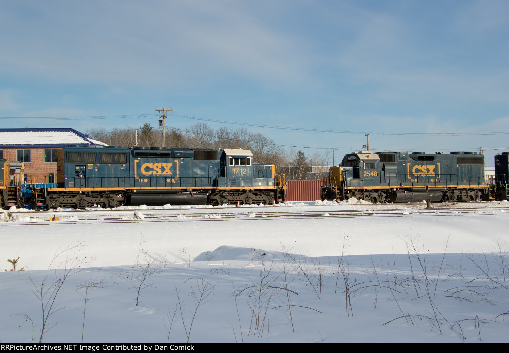 CSXT 1712 & CSXT 2548